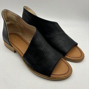 Beast Fashion Women’s Black Flat Slip On Shoes Faux Leather Size 7